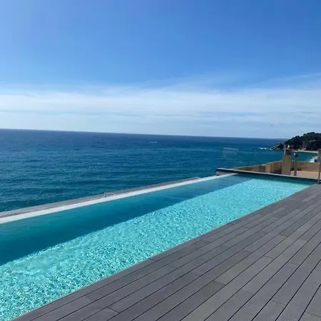 아파트 Piso Lujo De La Playa Lloret. *