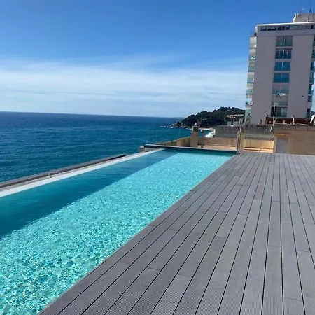 아파트 Piso Lujo De La Playa Lloret. *