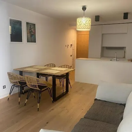 아파트 Piso Lujo De La Playa Lloret. 료렛 드 마르